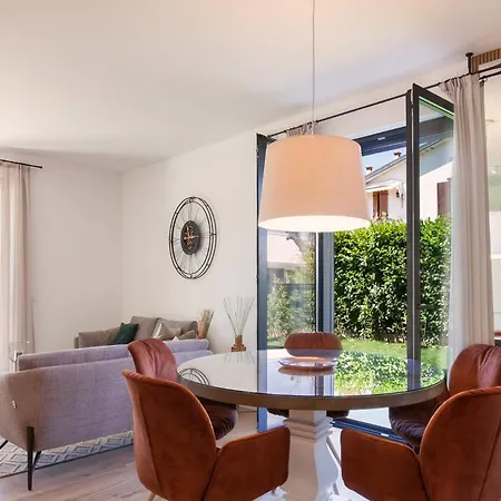 Apartamento Petra With Pool